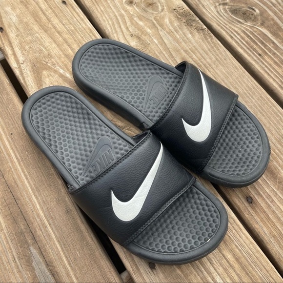 Nike Slides - Picture 2 of 2